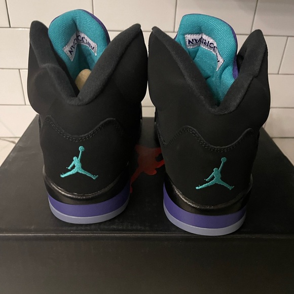 Men’s Jordan Retro 5 Black Grape Size 8.5. - Picture 7 of 8